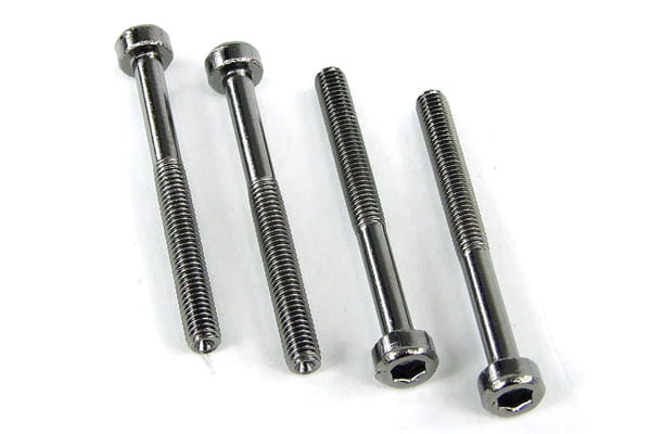 ROH Schraube DIN 912 M3 x 30 Innensechskant (4xStück) - black nickel ROH Schraube DIN 912 M3 x 30 Innensechskant (4xStück) - black nickel