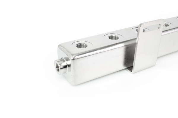 ANK Alphacool ES Manifold 42U Single