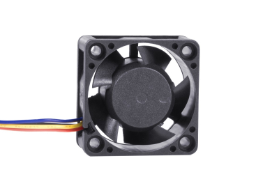 L40 Alphacool ES 40mm 400-10.000rpm Fan ( 40x40x20mm ) - Two Ball Bearing - PWM L40 Alphacool ES 40mm 400-10.000rpm Fan ( 40x40x20mm ) - Two Ball Bearing - PWM