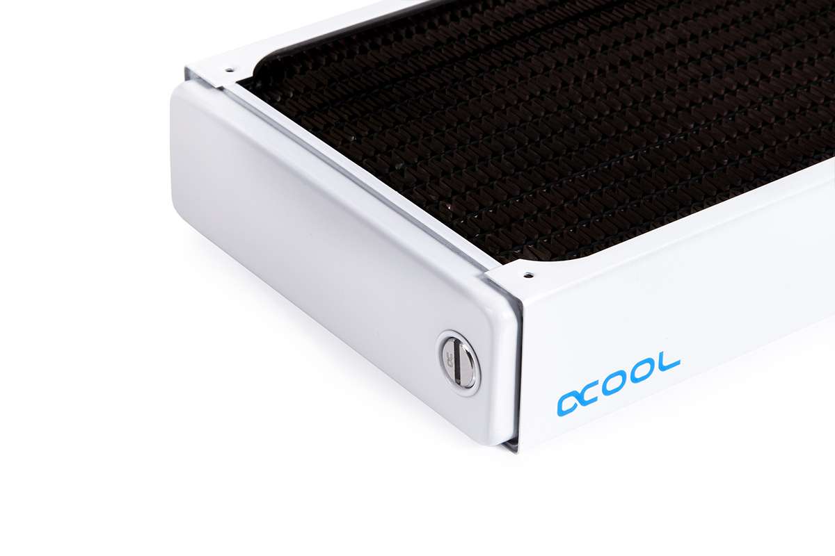 280 mm ラジエーター Alphacool NexXxoS XT45 ホワイト | Aquatuning