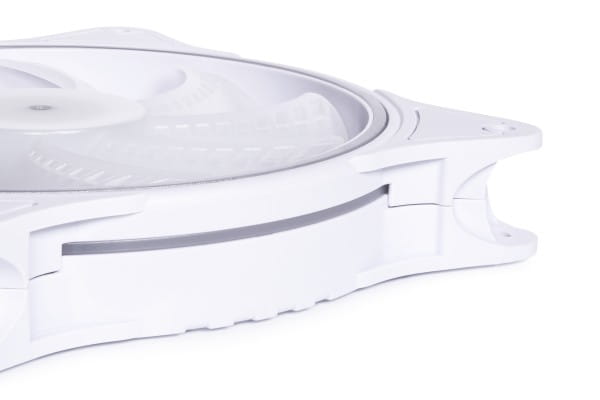 L14 Alphacool Rise Aurora 140mm Lüfter Weiß (140x140x25mm) PHT EOL